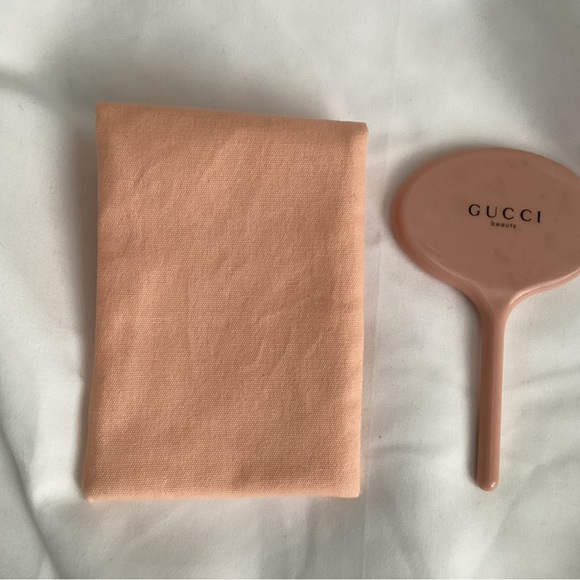 NEW Authentic Gucci Mirror with Cloth Case - Picture 5 of 9
